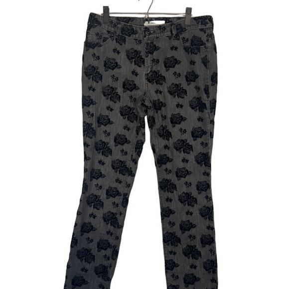 Chico's Gray & Black Floral Boot Cut Straight Leg Denim Jeans Women Sz 2 Sz L - Picture 1 of 10